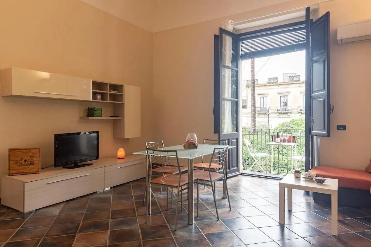 Casa Vacanze Catania - Giarre Etna D'Amore 0*,  Italy