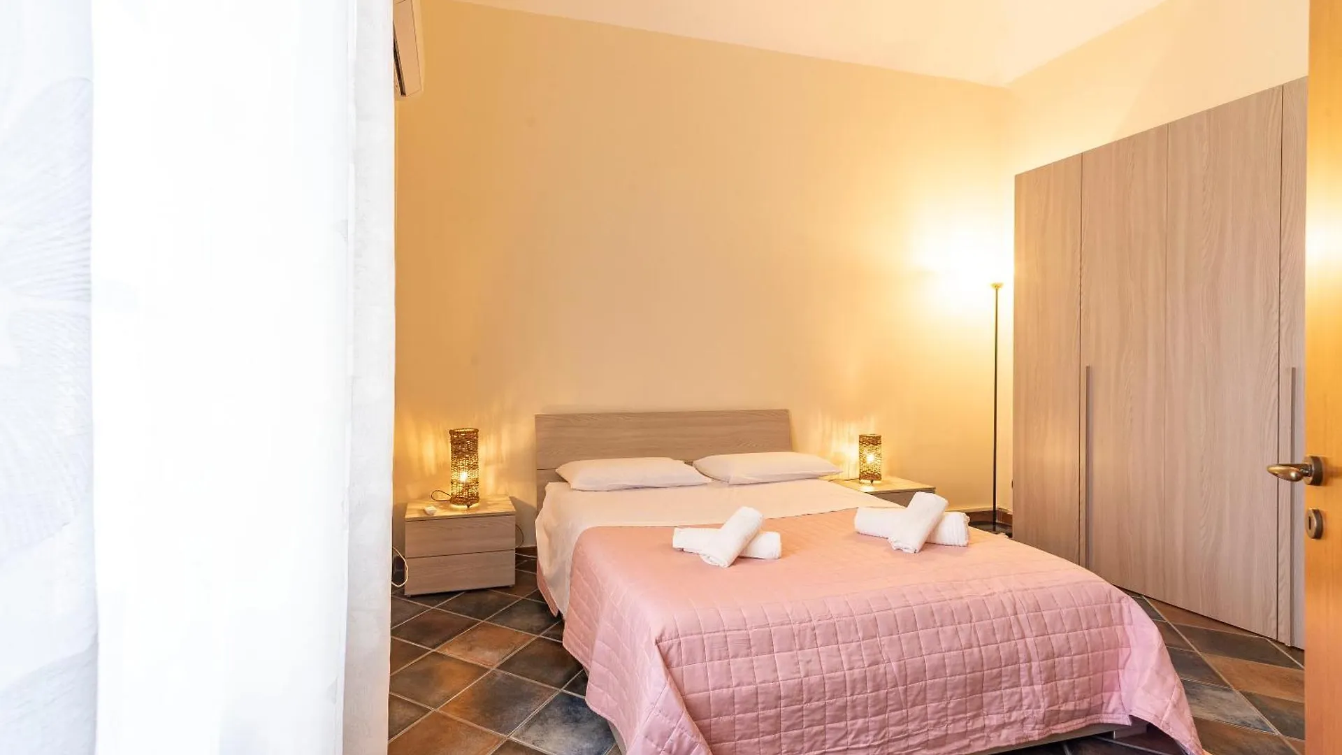 Apartment Casa Vacanze Catania - Giarre Etna D'Amore Italy